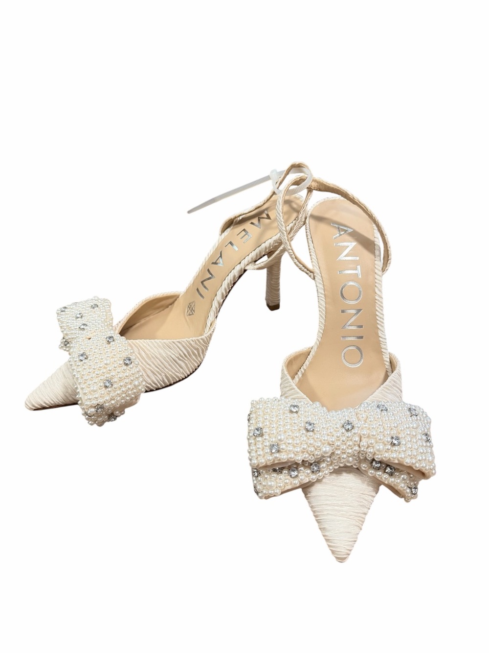 ANTONIO MELANI Grace Pearl Rhinestone Embellished Bow Dress Pumps Heels NWT